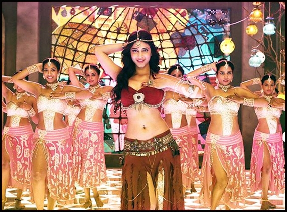 Watch: Sultry Shruti in Tevar