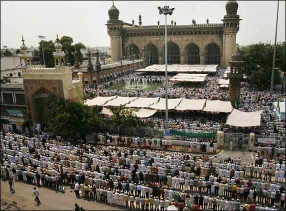 CCTVs at Mecca Masjid