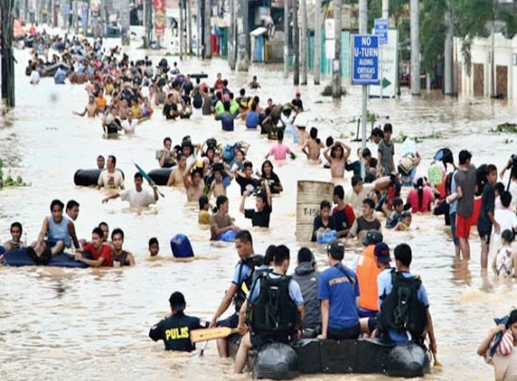 Flash floods kill 250 in Philippines