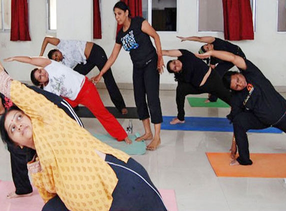 Twin Cities conquered by Yoga 