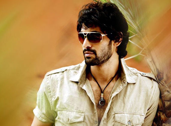 RaNa... happy to play a bad guy...