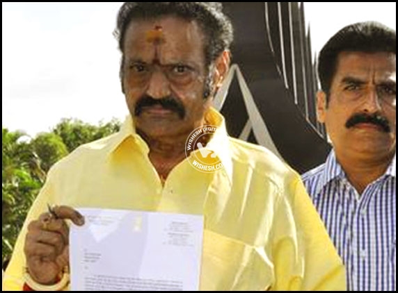 Late father is behind resignation, Harikrishna explains