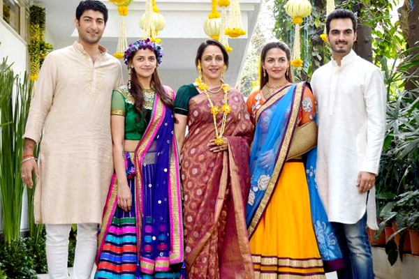 SLIDESHOW: Hema Malini daughter Ahana's Mehendi