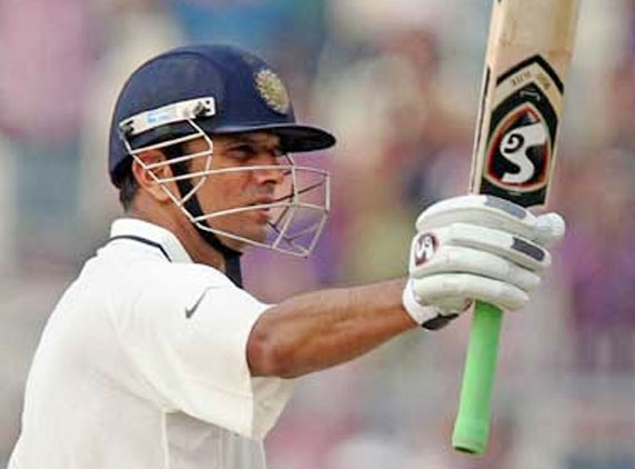 India shines in second test with Dravid’s Ton, Eden gardens