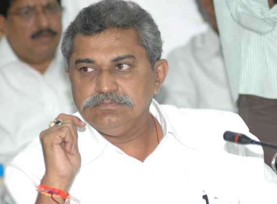 Mega land scam in Visakhapatnam: Minister