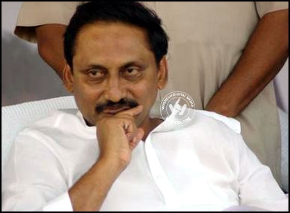 CM's plans for new party, ripples to Congress