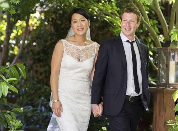 FB CEO enters into wedlock