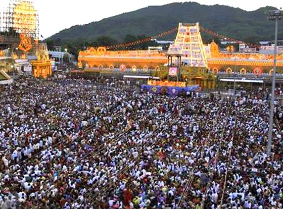 Rush in Tirupati and Other Temples in AP