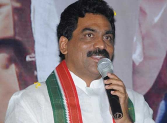YSR would have stepped down as CM if he was alive: Lagadapati