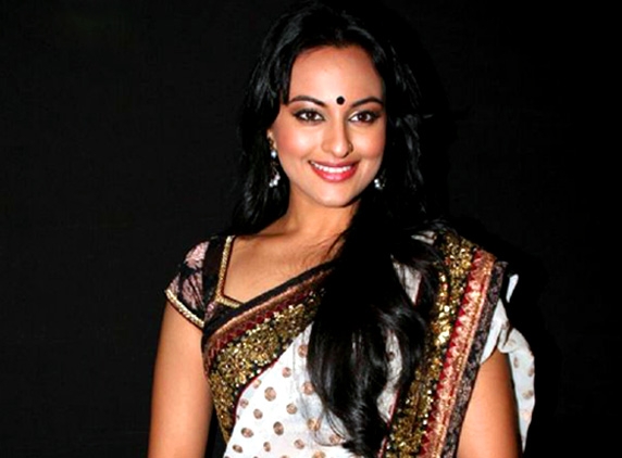 Sonakshi Sinha refuses mall occasions!