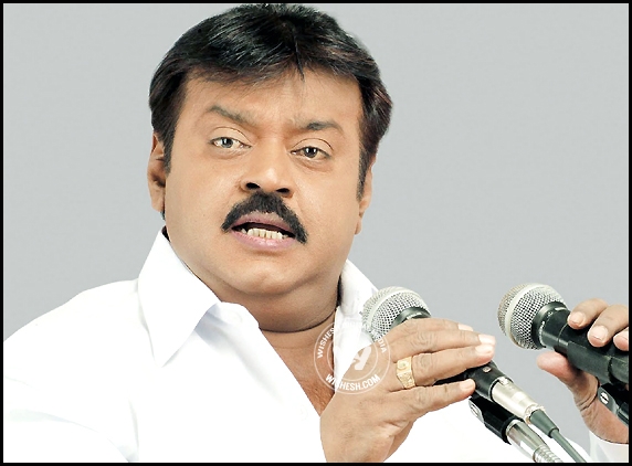 Vijayakanth donates 10 lakhs