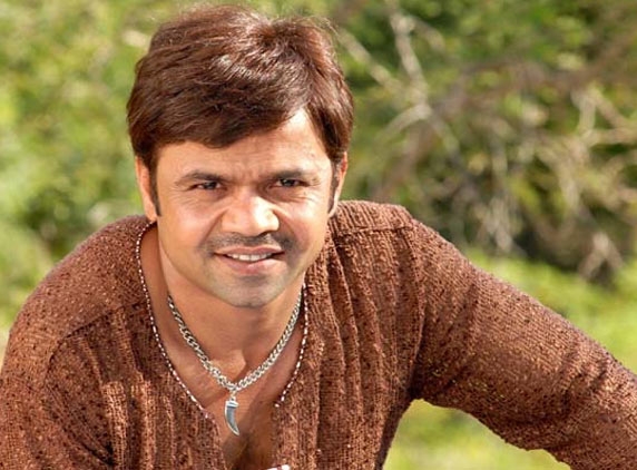 175 artistes reunite for Rajpal Yadav's movie