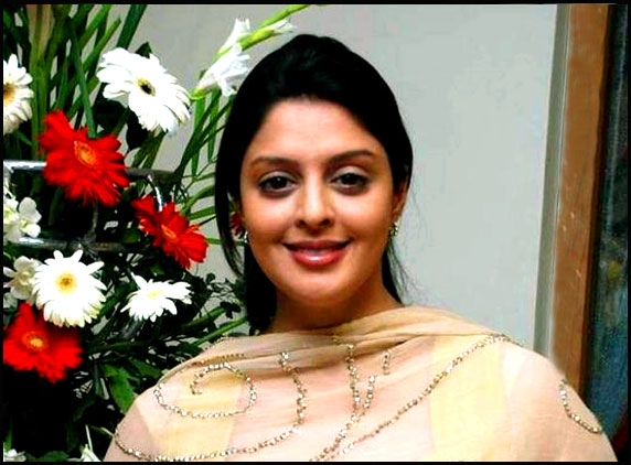 Nagma's pogaru has no bounds