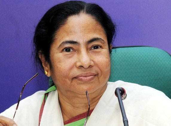 Mamta Banerjee tags critics as &quot;barking dogs&quot;