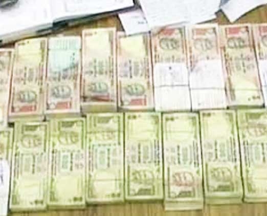 Police seize Rs.44 lakh cash in by-poll bound constituencies 