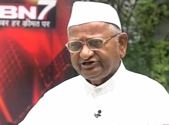 Anna Hazare willing to enter politics if the people support him