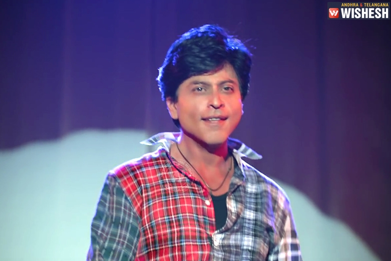 Shah Rukh Khan turns 50, Fan teaser turns tempting