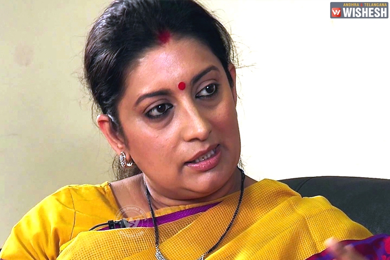 Smriti Irani to present 'proof' in Rohith, JNU cases!